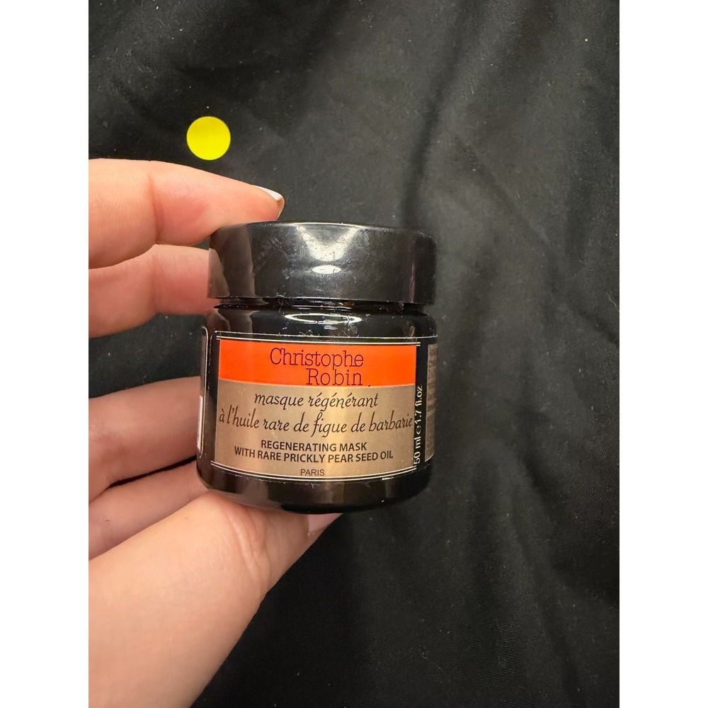 Christophe Robin REGENERATING MASK
WITH RARE PRICKLY PEAR SEED OIL